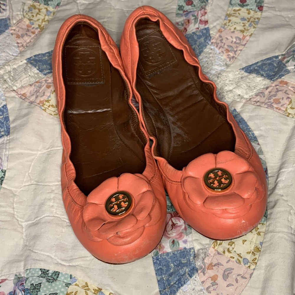 Tory Burch Salmon Scrunched Flower Flats